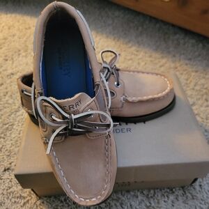 NWT kids sperry size 13